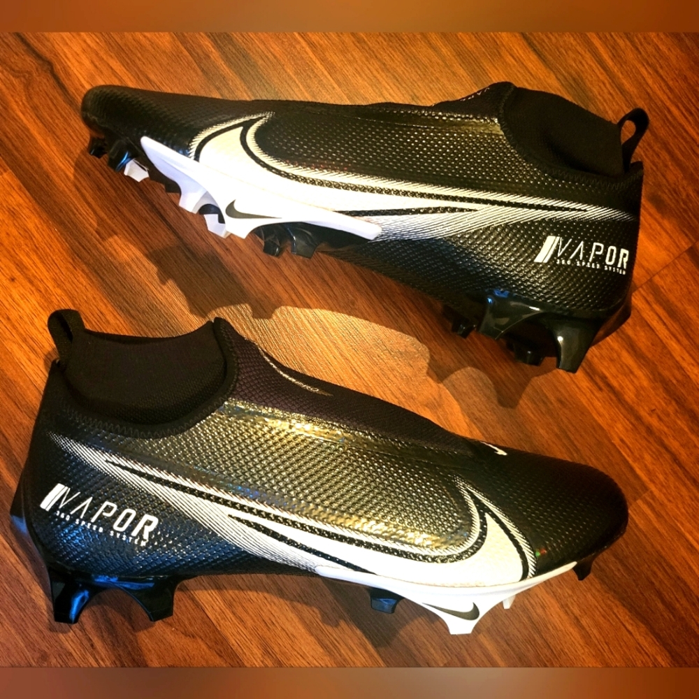 Deadstock Nike Vapor Edge 360 Pro Football Cleats
